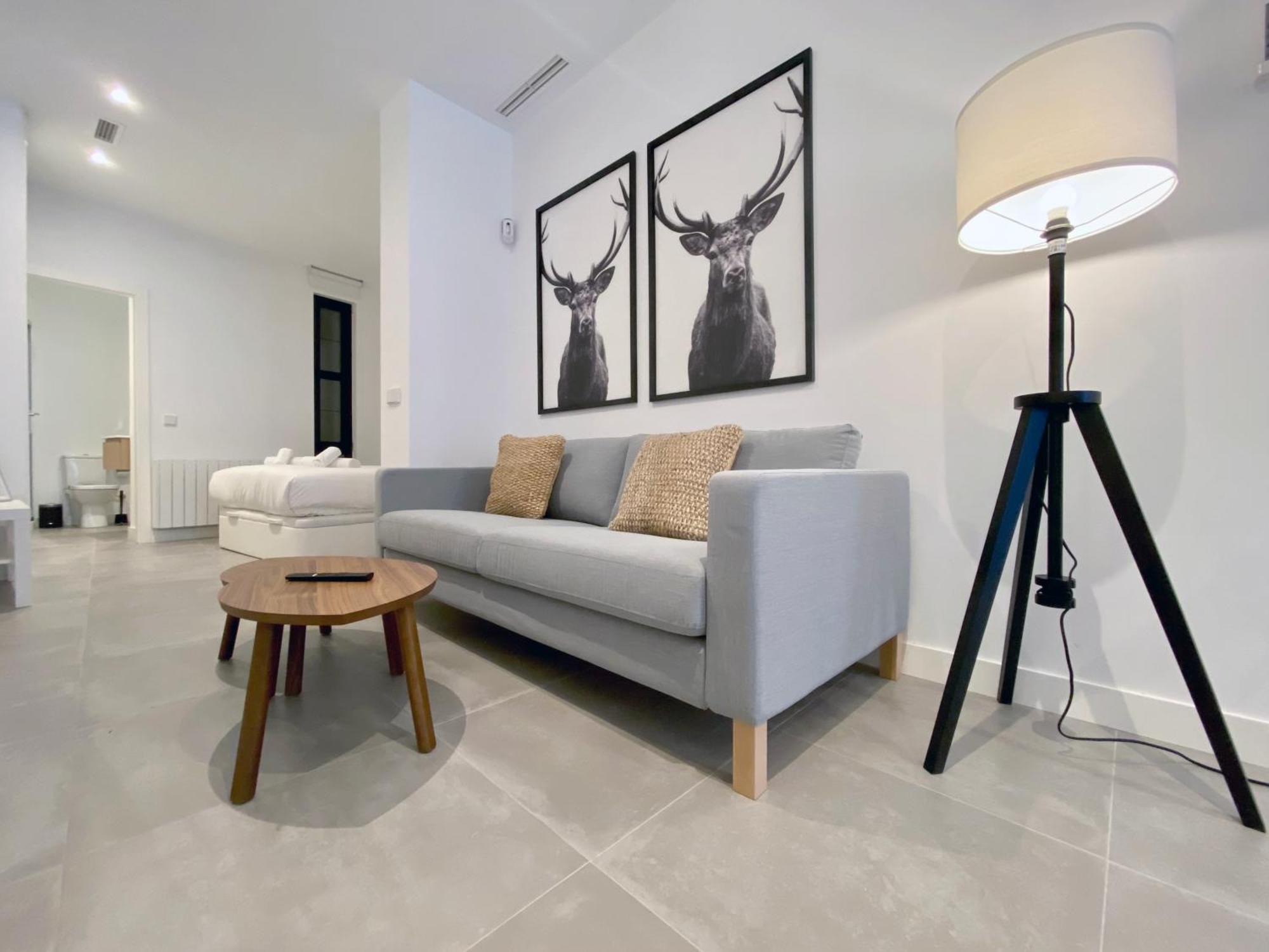 Charming Urban La Latina Apartment Madrid Exterior photo